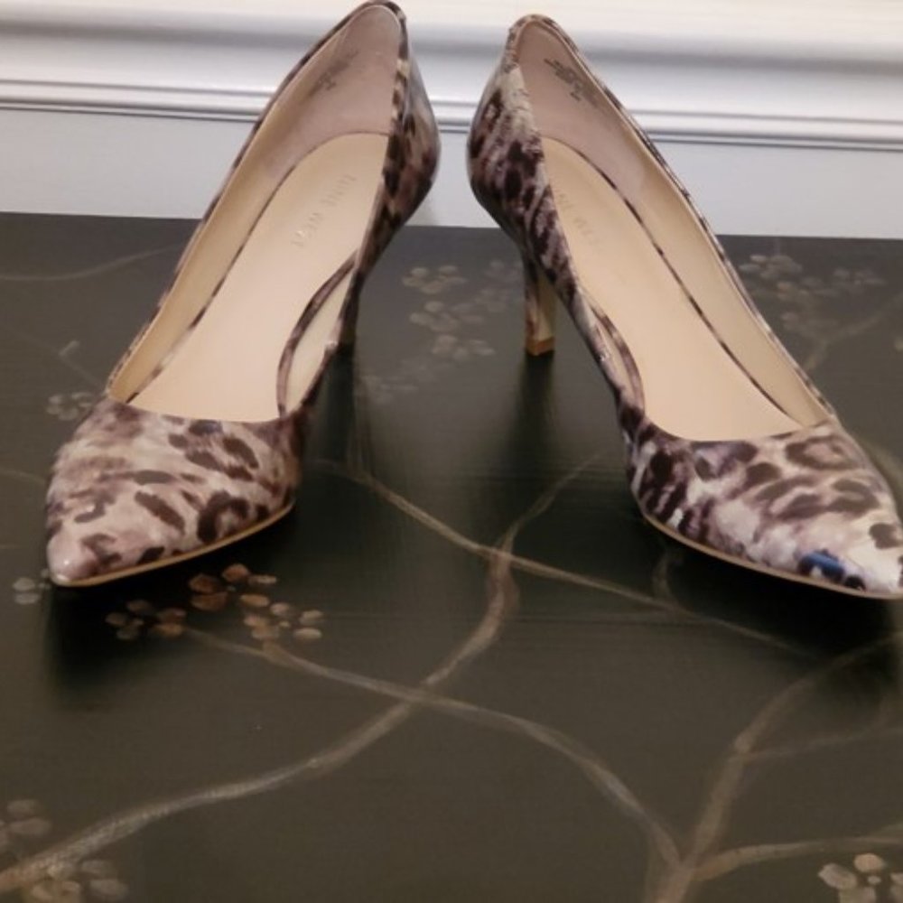 ANIMAL PRINT NINE WEST PUMPS